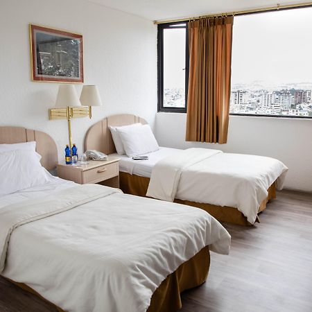 Stanford Suites Hotel Quito Esterno foto
