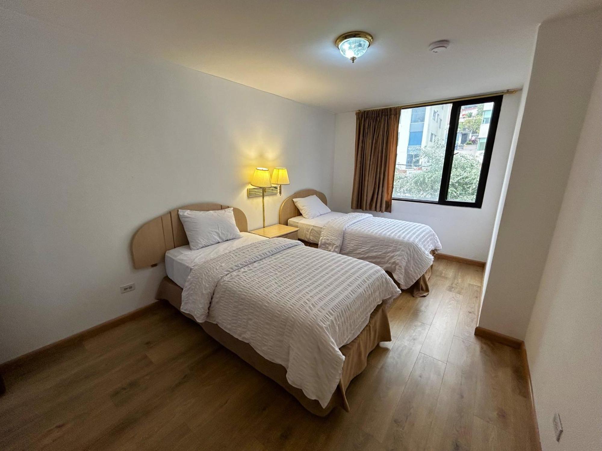 Stanford Suites Hotel Quito Esterno foto
